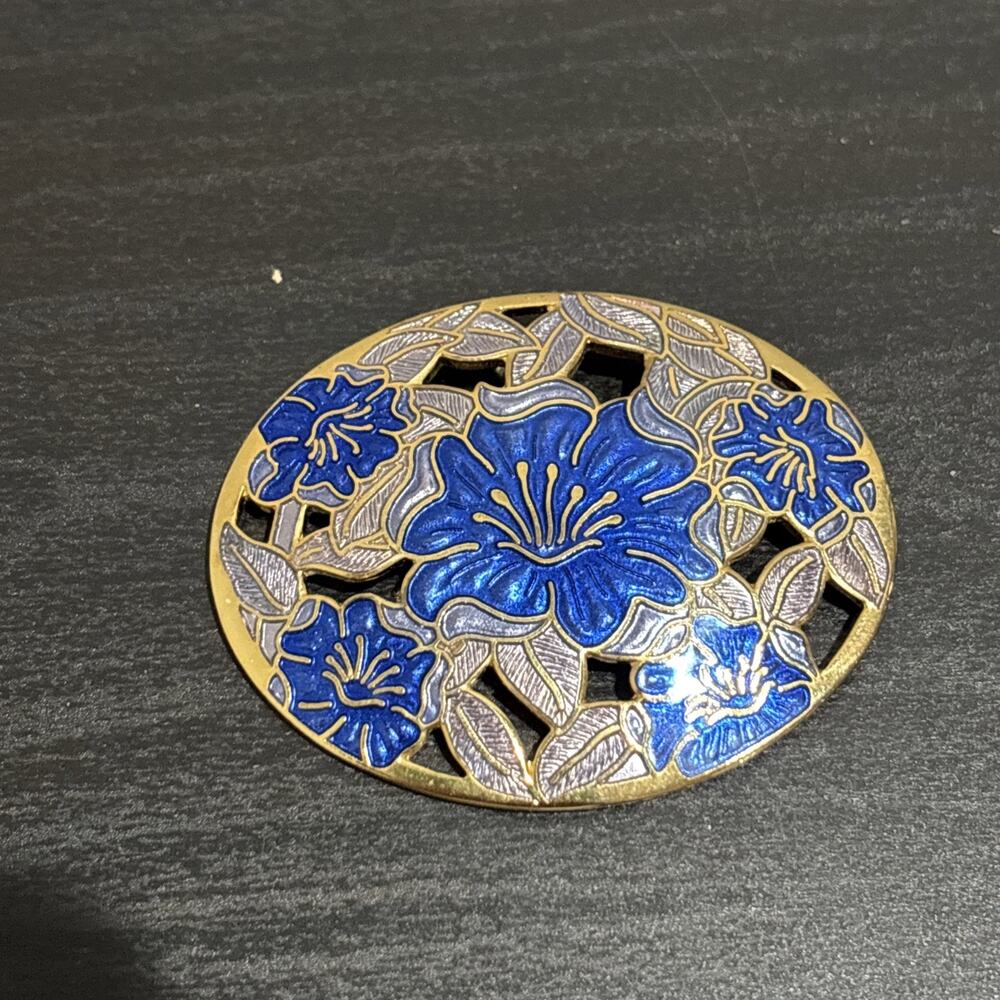 Vintage Cloisonne Fish & Crown Brooch Enamel Blue Gold Tone Blue Flowers Oval